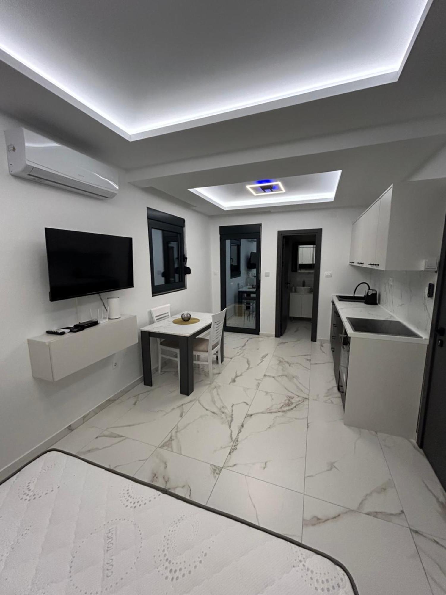 Merlin Prestige Apartments Budva Extérieur photo