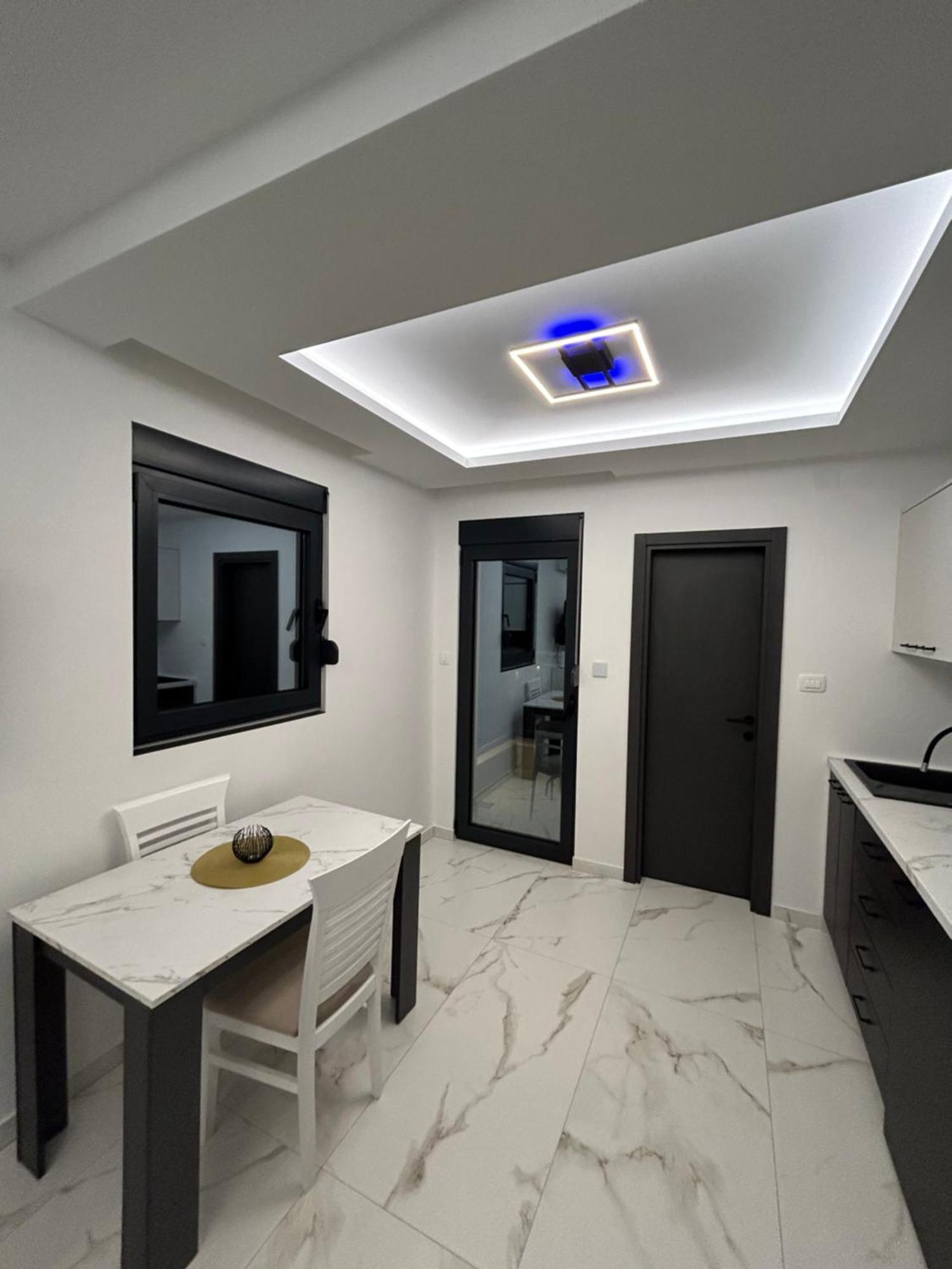Merlin Prestige Apartments Budva Extérieur photo