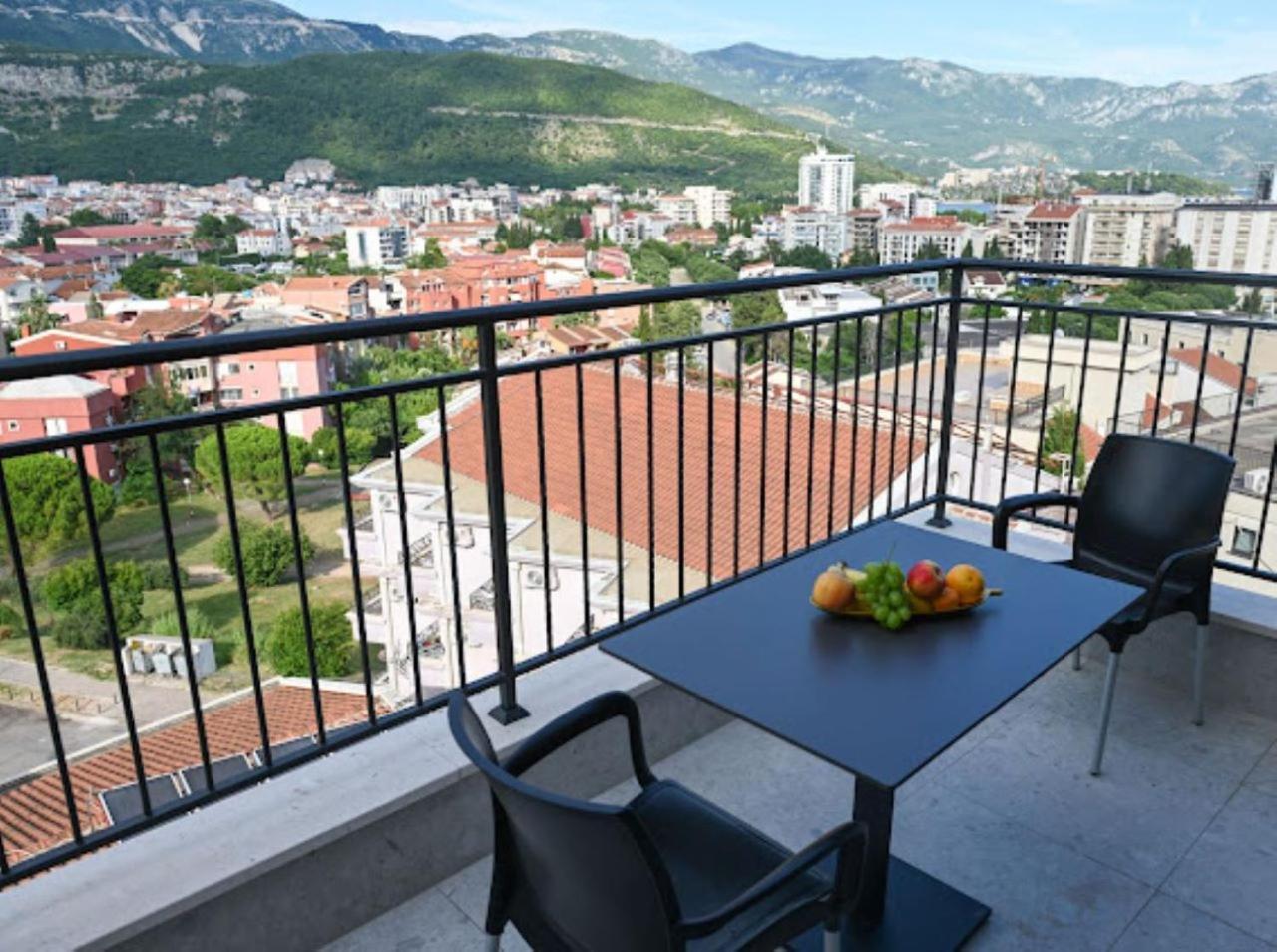 Merlin Prestige Apartments Budva Extérieur photo
